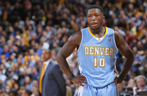 下了曾经效力过nba,并且摘下过全明星赛扣篮王的"小土豆"内特·罗宾逊