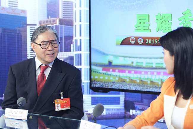3月4日，全国政协委员、香港奥委会会长、霍英东集团主席霍震霆接受大公网专访。大公网 姚勇摄