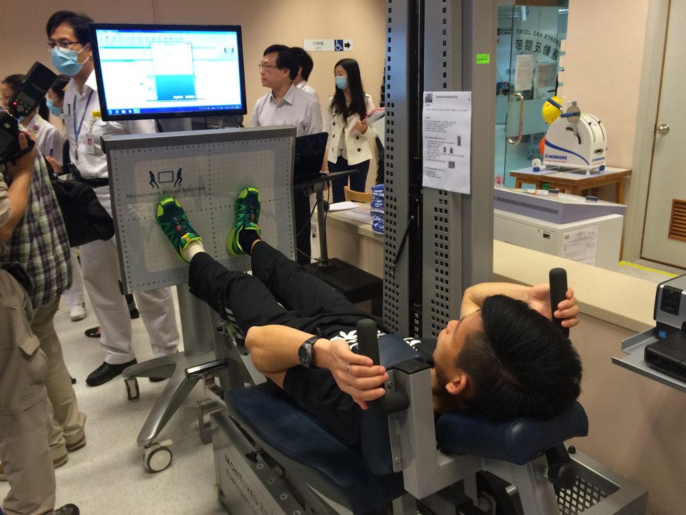 过去三年仅膝关节因运动而受伤人数就上升10%,广华医院高级物理治疗师
