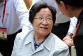 毛泽东之女李讷再回延安 忆童年峥嵘岁月