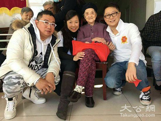 讯(记者 张宝峰)近日,在香港专业人士(北京)协会会长冯国佑等的带领下