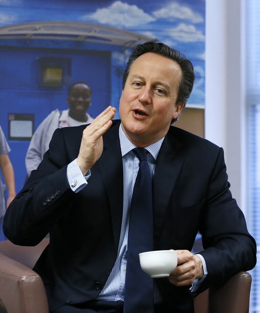图:英国首相卡梅伦将出席周四的欧盟峰会,讨论改革问题 /美联社