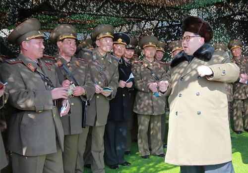 金正恩觀摩朝鮮人民軍坦克兵大賽