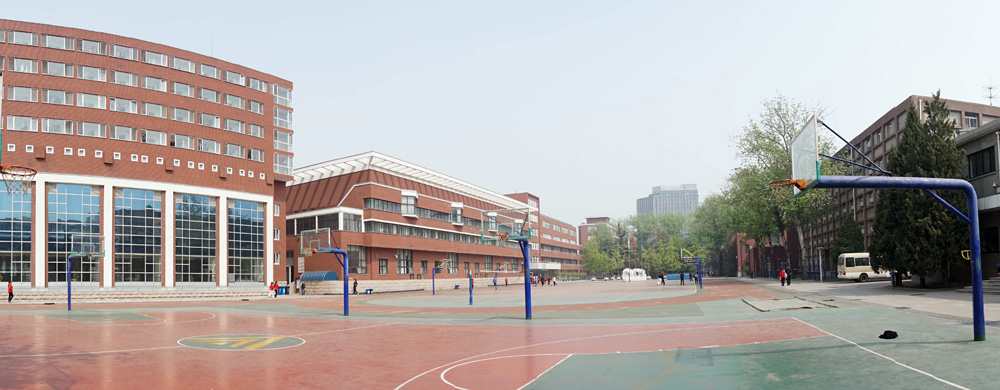图:北京师范大学附属实验中学校园