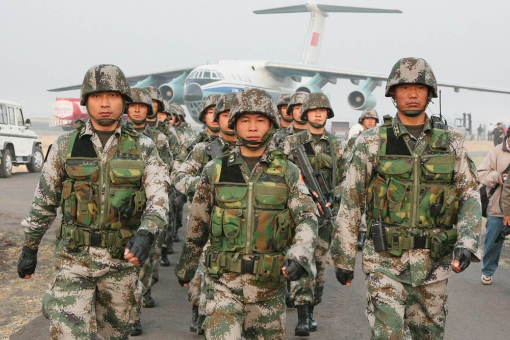 图:中国陆军作战部队进行演习/网录图片