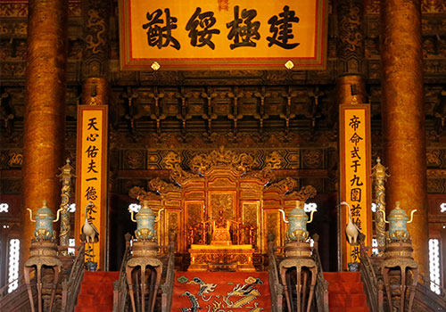 北京故宫六大宫殿百年来首次亮灯