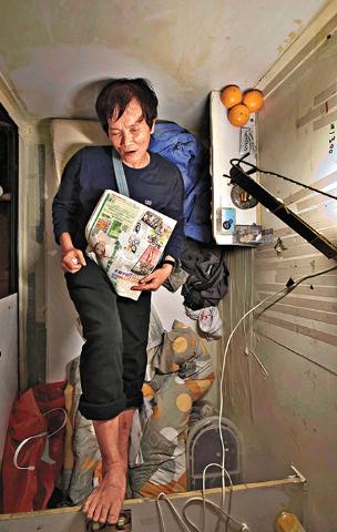 香港21万人住劏房 人均面积中位数仅5.3平米