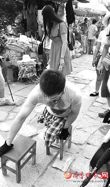 无腿小伙登泰山当消防员处警失去双腿