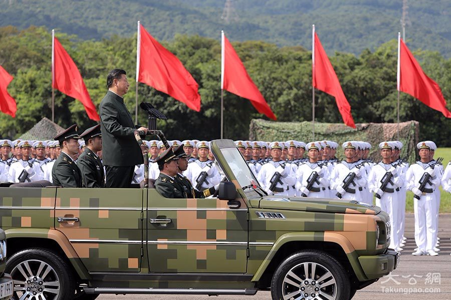 揭秘香港回归20周年阅兵检阅车